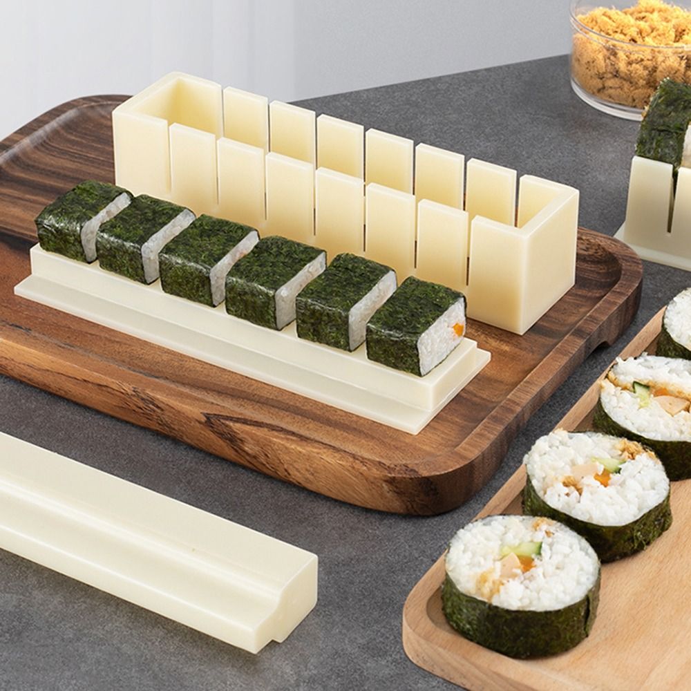 Sushi Making Kit - ชุดอุปกรณ์ทำซูชิพลาสติก 3 ชิ้น/ชุด รูปทรงกลม สี่เหลี่ยม หัวใจ